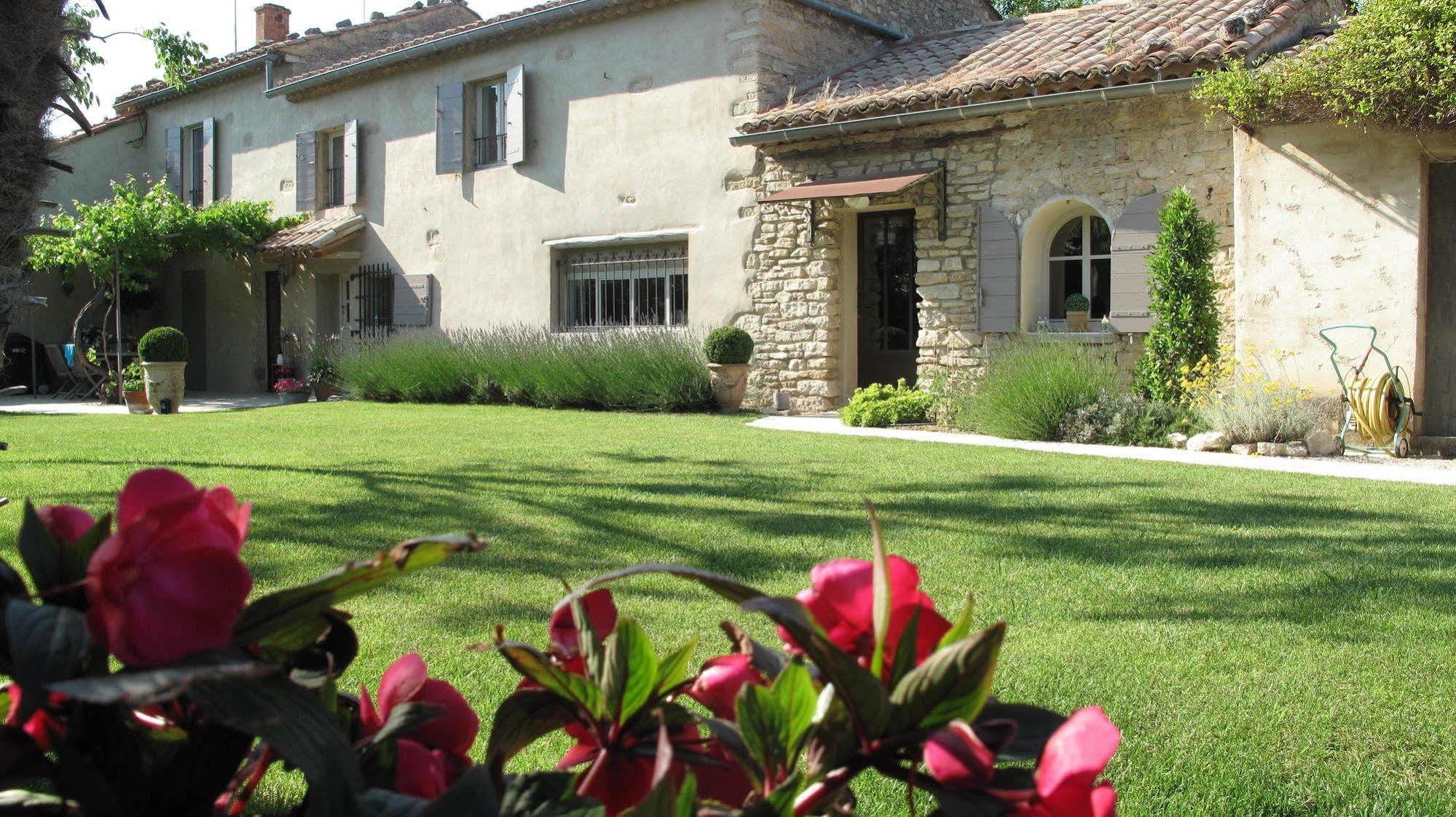 Le Mas De L'Olivier Hotel Loriol-du-Comtat Kültér fotó